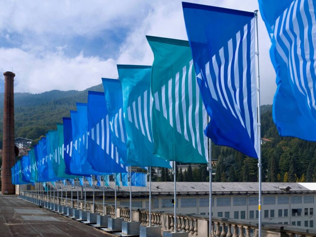 ZEGNA anuncia una alianza multianual con Art Basel para reafirmar su compromiso con el arte.