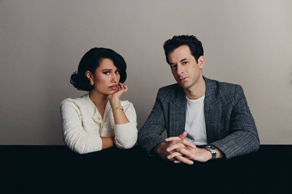 Audemars Piguet celebra su 150 aniversario junto a Mark Ronson y RAYE.