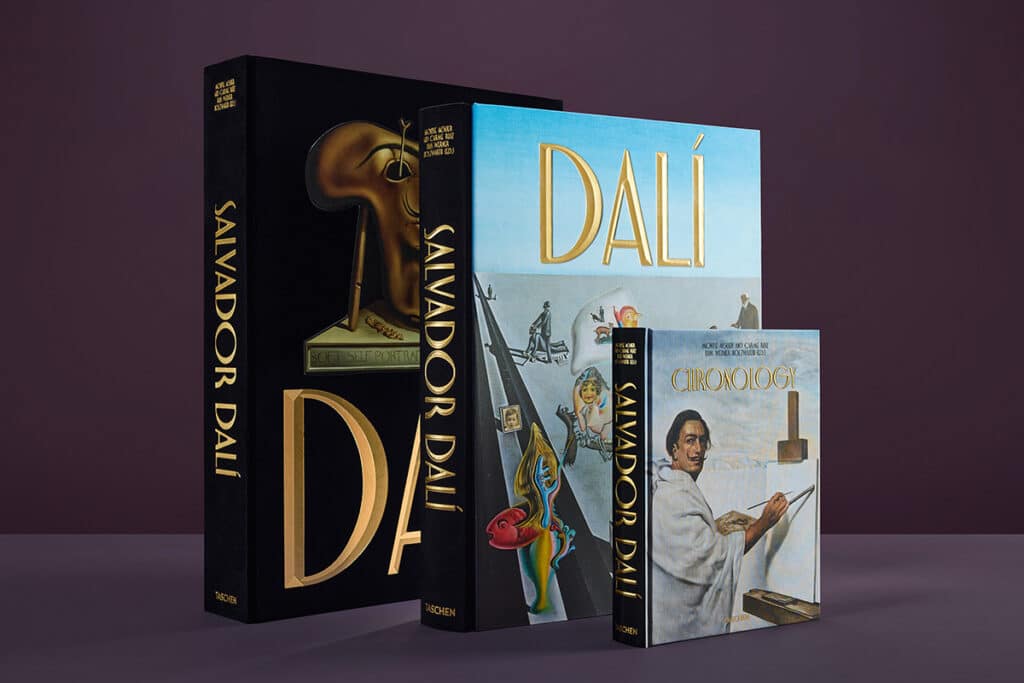 Libro sobre Dalí de Taschen.