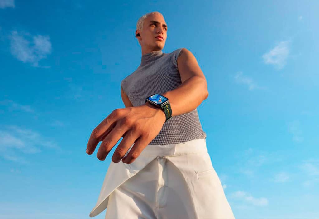 Motorola amplía su catálogo con los nuevos moto watch fit y moto buds loop.