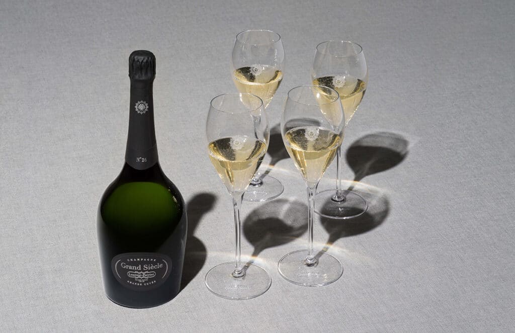 Coque, embajada oficial de Grand Siècle en alianza con Laurent-Perrier.