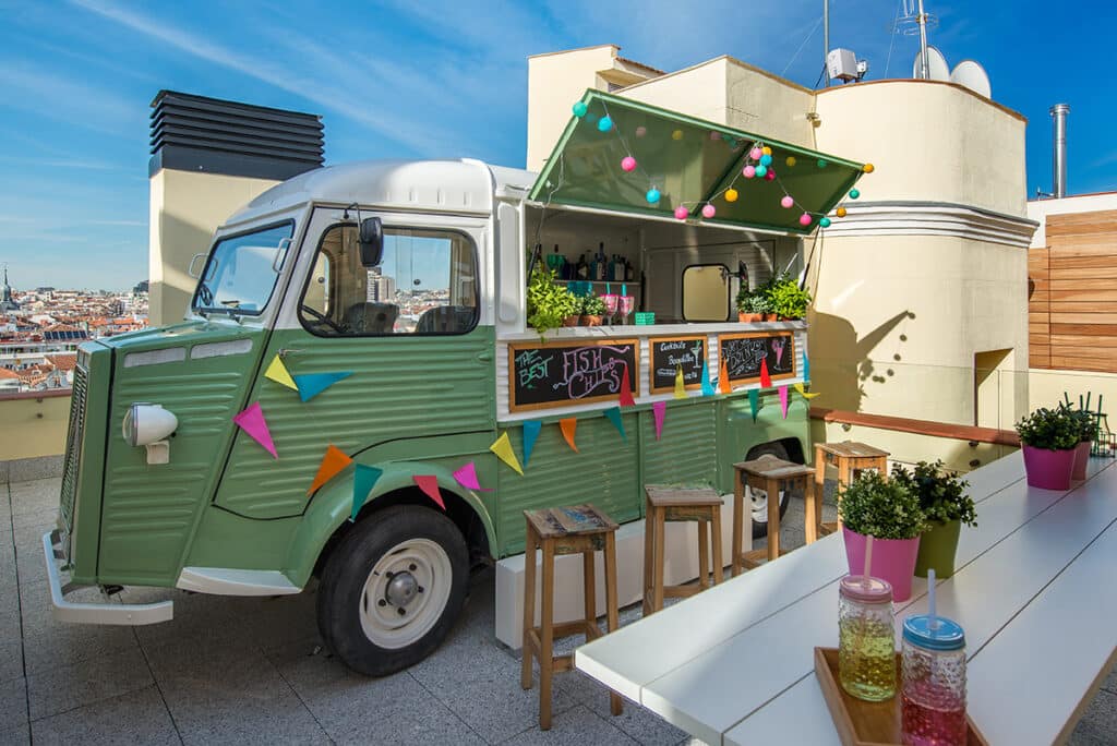 Vincci Hoteles reinventa el terraceo madrileño con su nueva programación estival 3 The Mint Roof (Vincci The Mint 4*, Gran Vía 10).