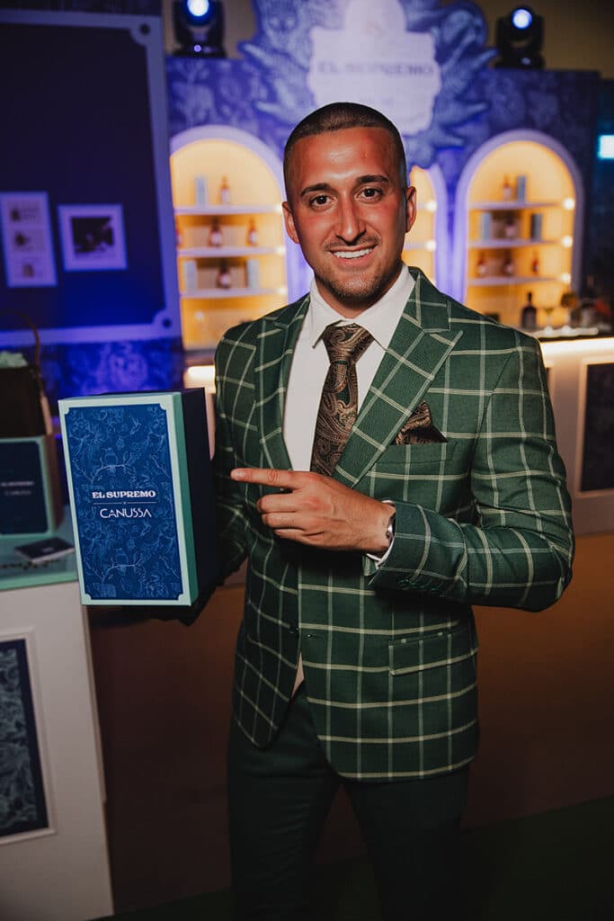 El camarero sevillano Cristian Ventura.