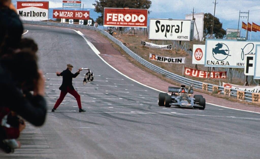 Fittipaldi se convierte en el campeón más joven (10 de septiembre de 1972). 
