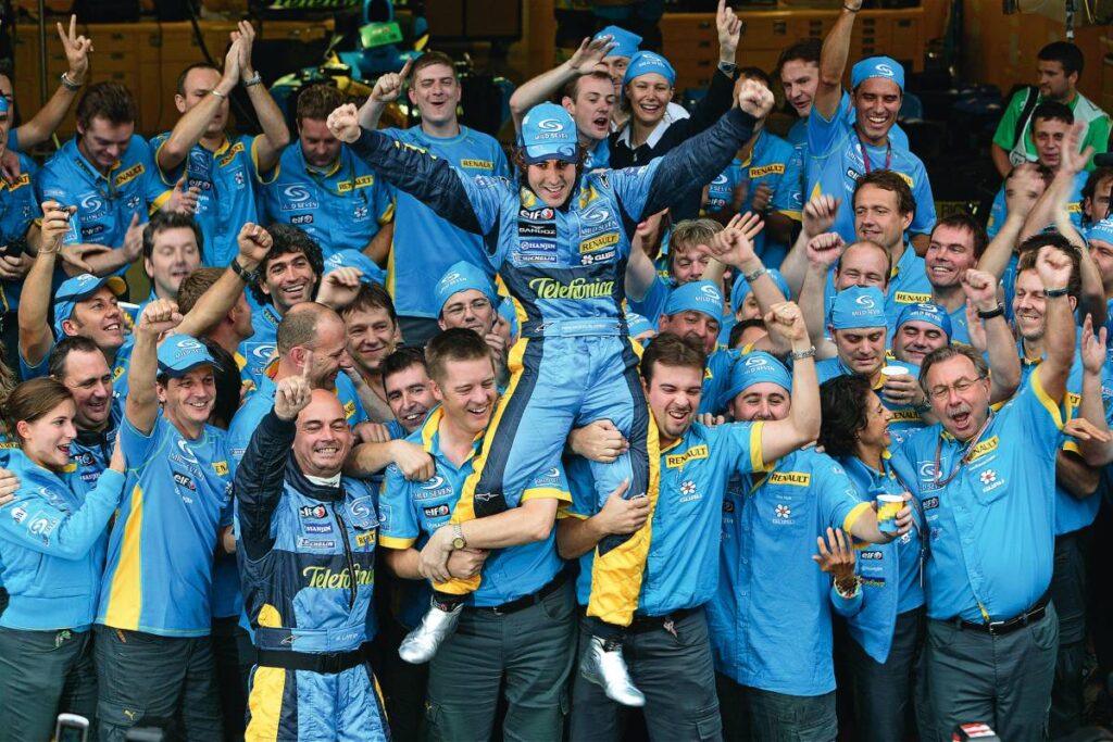 Alonso rompe la barrera de la juventud (25 de septiembre de 2005).