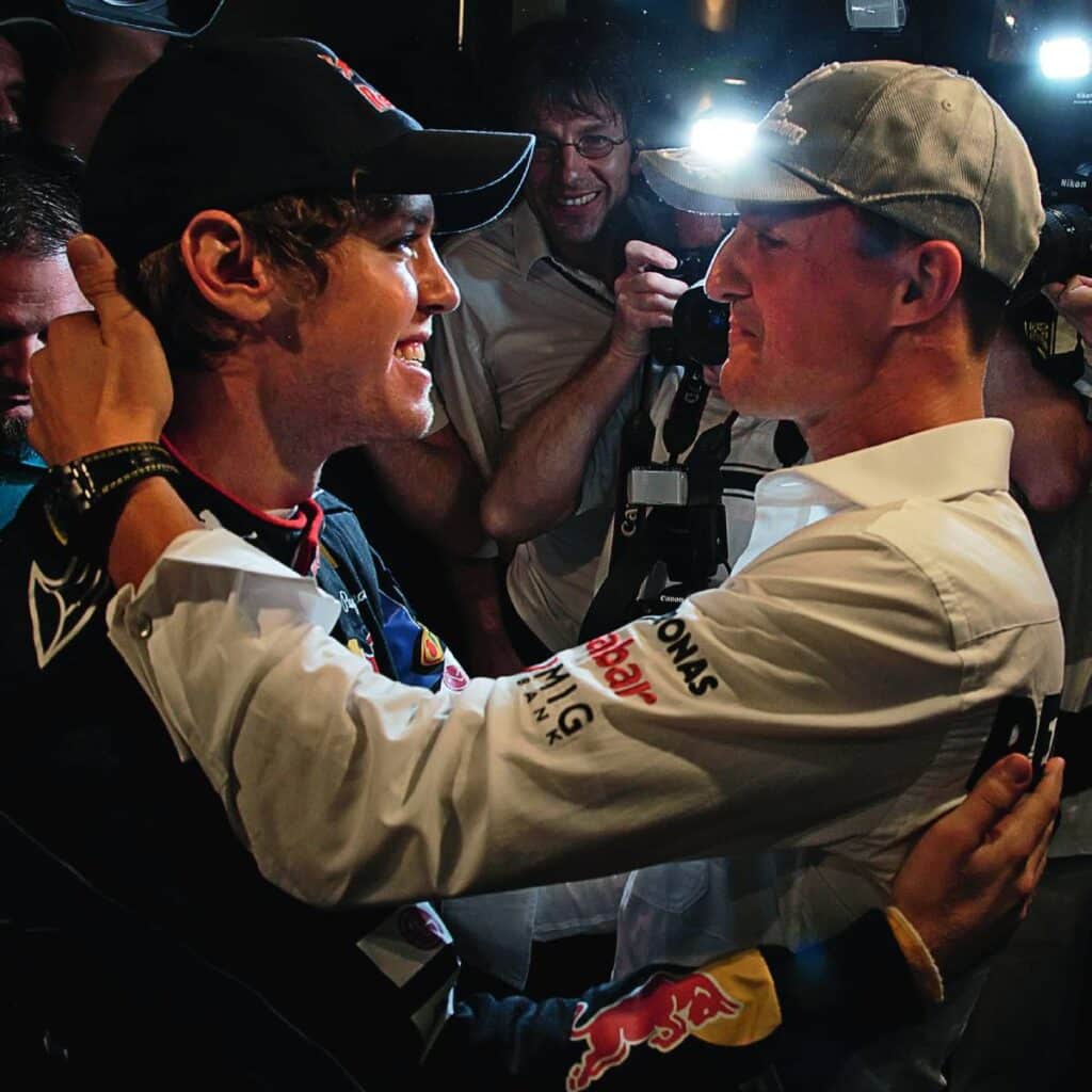 Vettel se cuela para ganar (14 de noviembre de 2010).