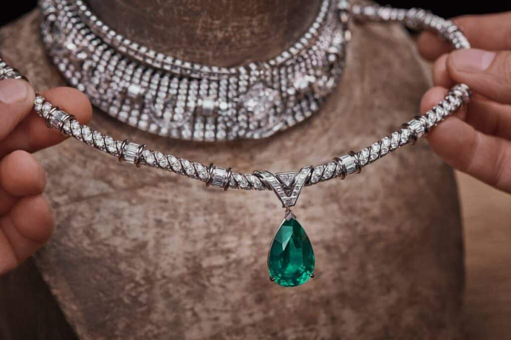 Collar Apogée de la colección Louis Vuitton Virtuosity High Jewelry.