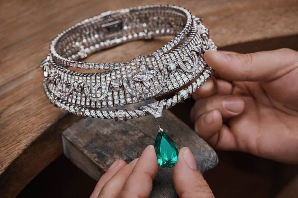 Collar Apogée de la colección Louis Vuitton Virtuosity High Jewelry.