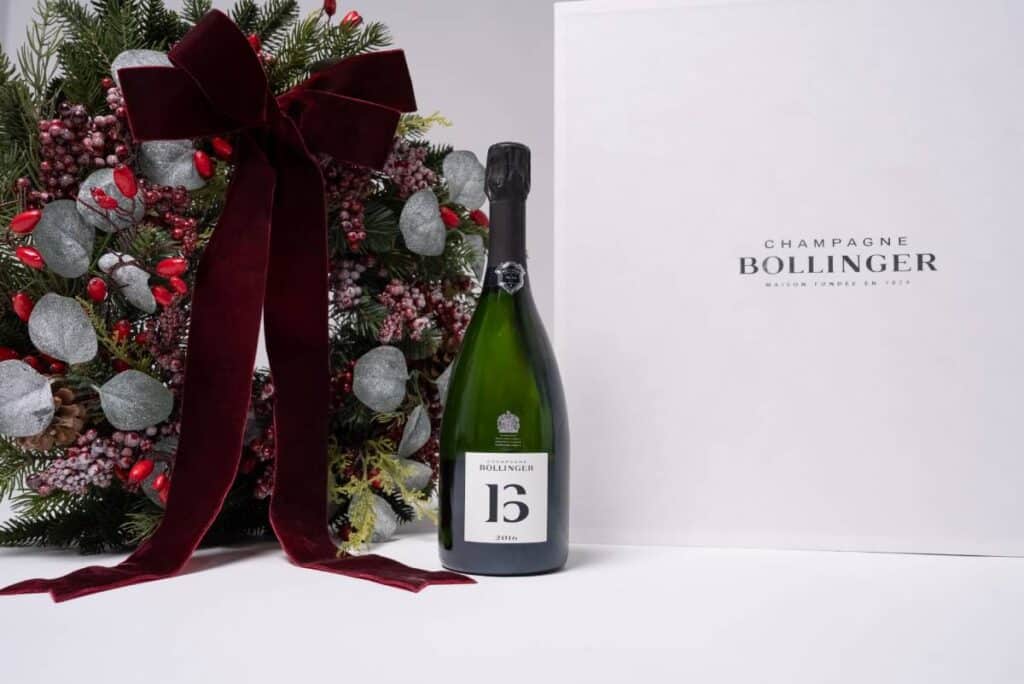 Estuche Bollinger B16 x Sally Hambleton.