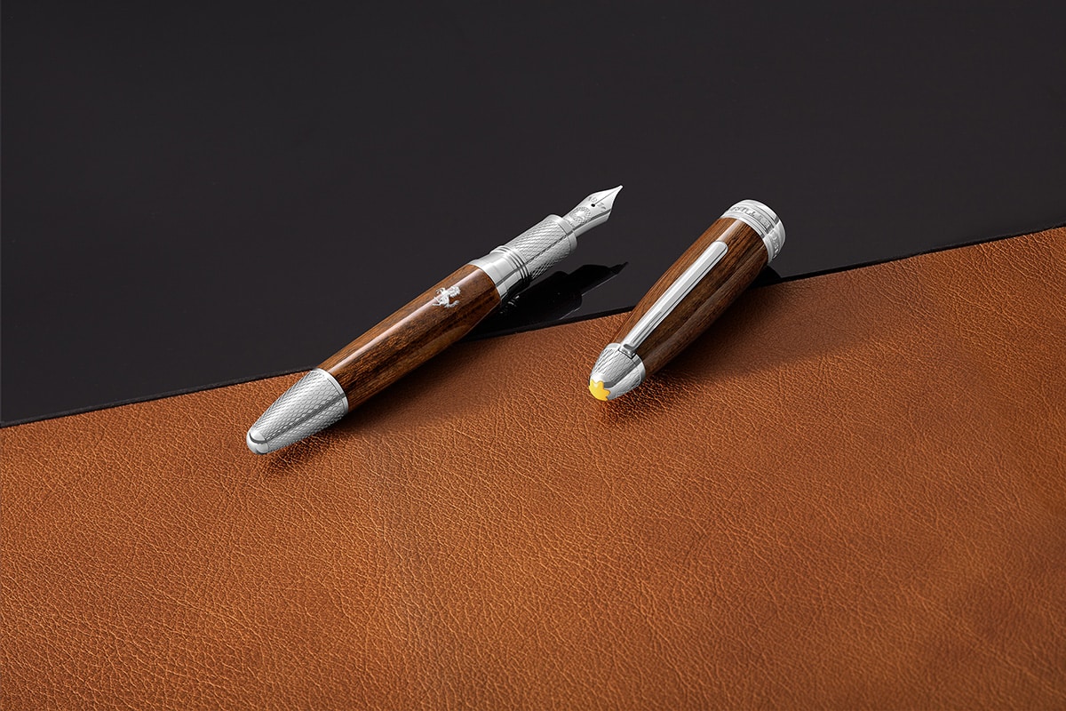 Meisterstück Great Masters Tailor Made Classica Edición Especial de Montblanc y Ferrari.