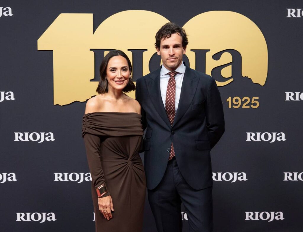 Tamara Falcó e Íñigo Onieva en el centenario de Rioja en Cines Callao.