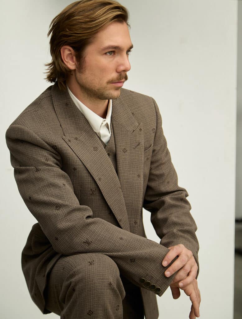 El actor Carlos Cuevas posa para Gentleman.