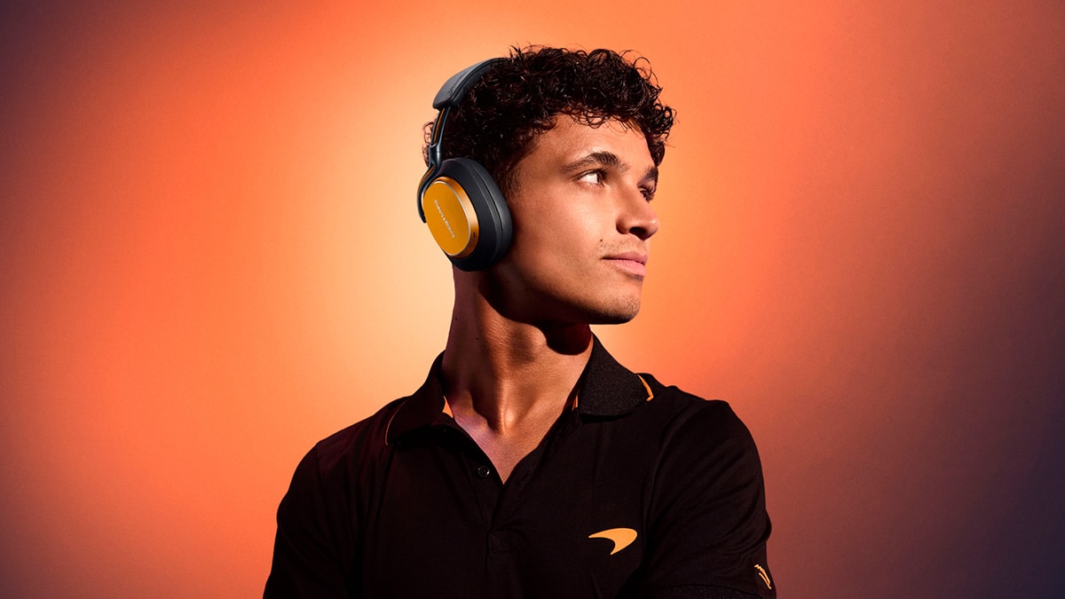 Auriculares Px8 S2 McLaren Edition de Bowers & Wilkins.