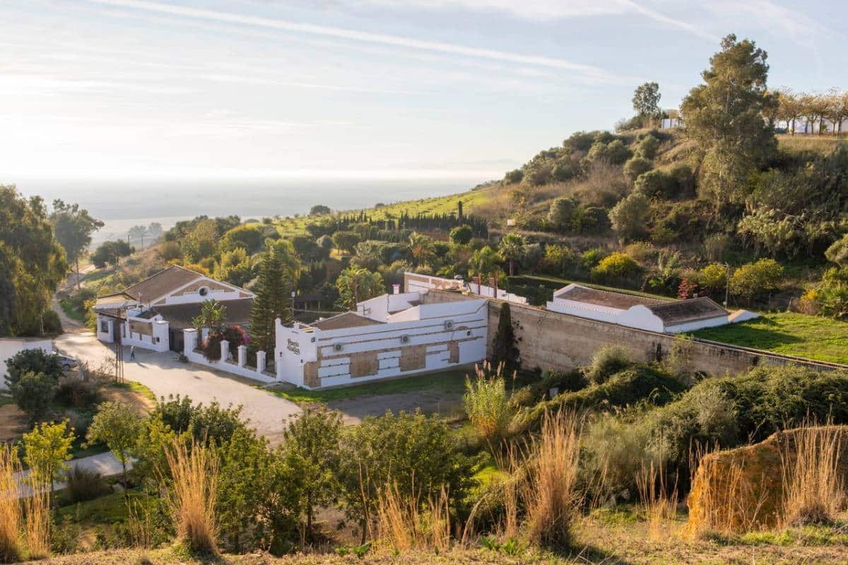 Destilería de Puerto de Indias en Carmona.