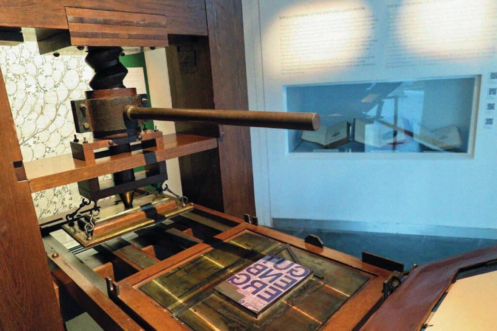 Exposición 'Espacio 
Gutenberg' en Valencia.
