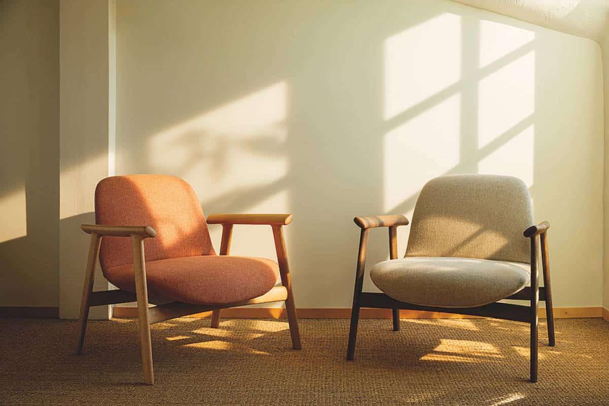 Butaca Ekuru de la marca de mobiliario Enea.