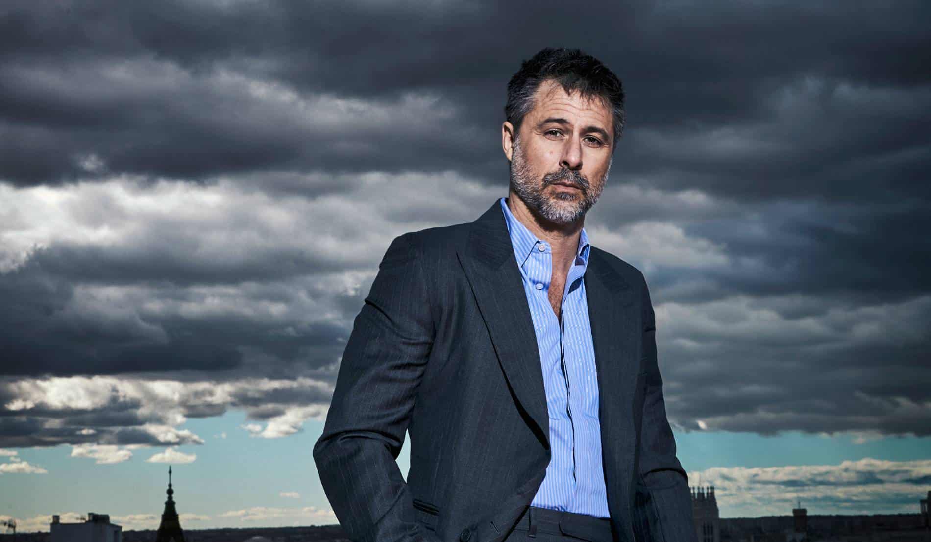 Hugo Silva posando para Gentleman.