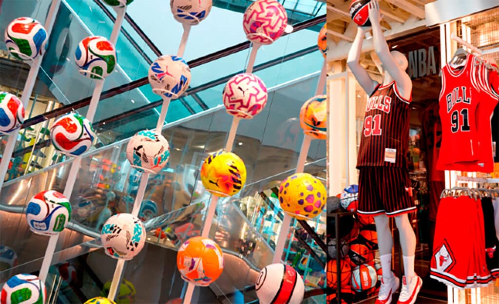 Centro comercial de El Corte Inglés en Sol, 10, en Madrid.