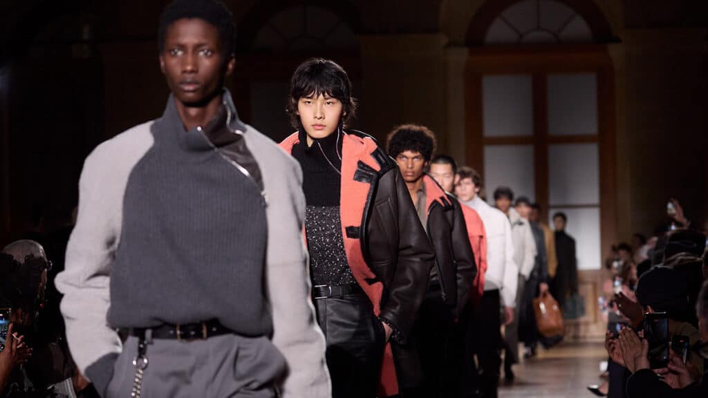 Desfile de Hermès en el Palais Brongniart de París (25 de enero 2025).