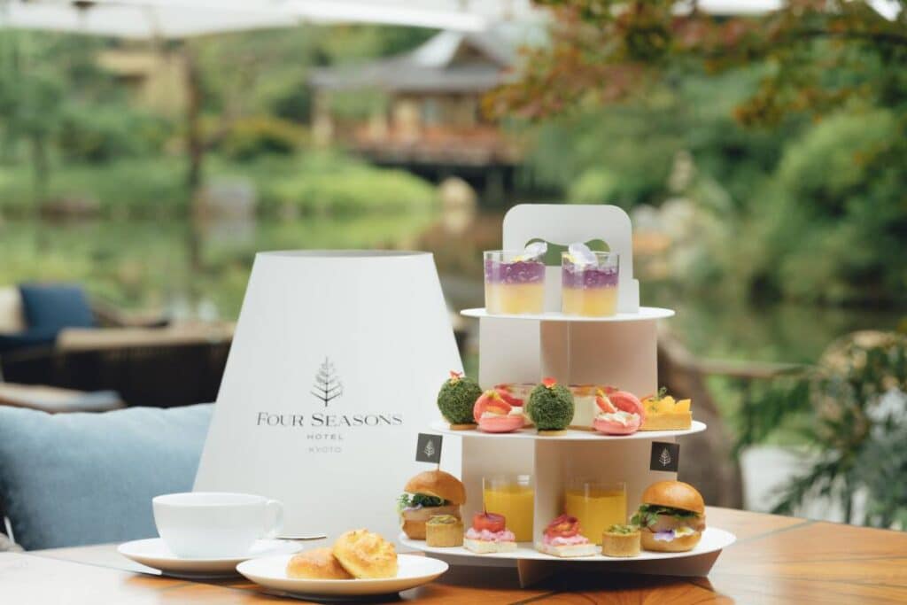 Four Seasons Hotel Kyoto, lujo contemporáneo junto a un jardín histórico 3 Four Seasons Hotel Kyoto.