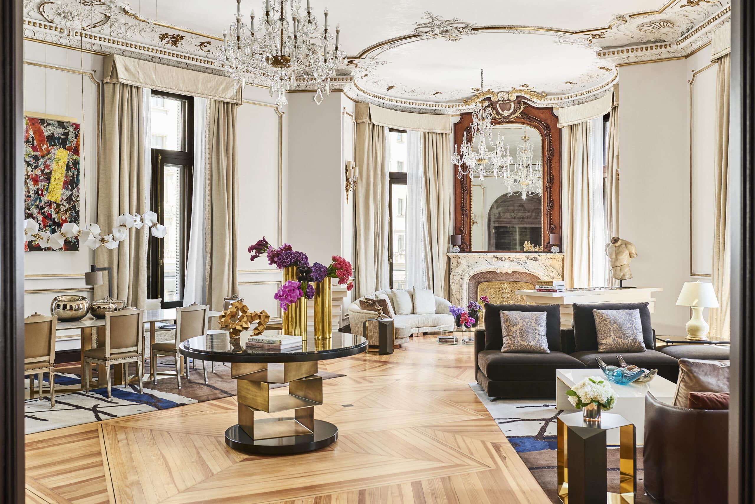 Four Seasons Madrid Royal Suite Salon 2 scaled