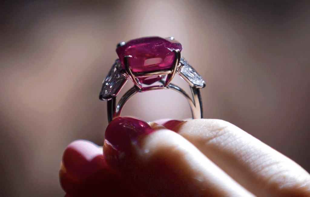 Las 15 joyas más caras: el misterio mineral que se volvió deseo 12 Captura de pantalla 2026 03 26 a las 0.47.10