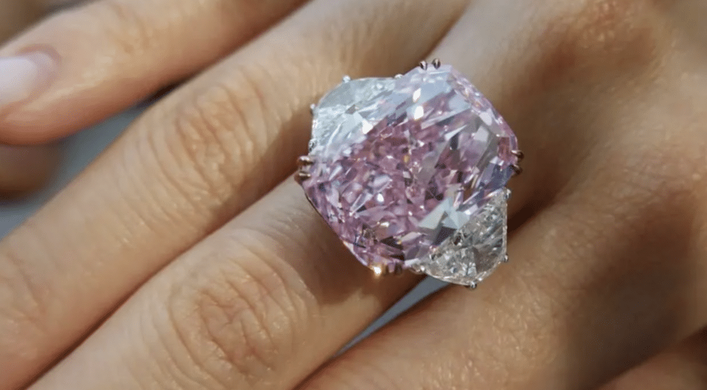 Las 15 joyas más caras: el misterio mineral que se volvió deseo 14 Captura de pantalla 2026 03 26 a las 0.47.15