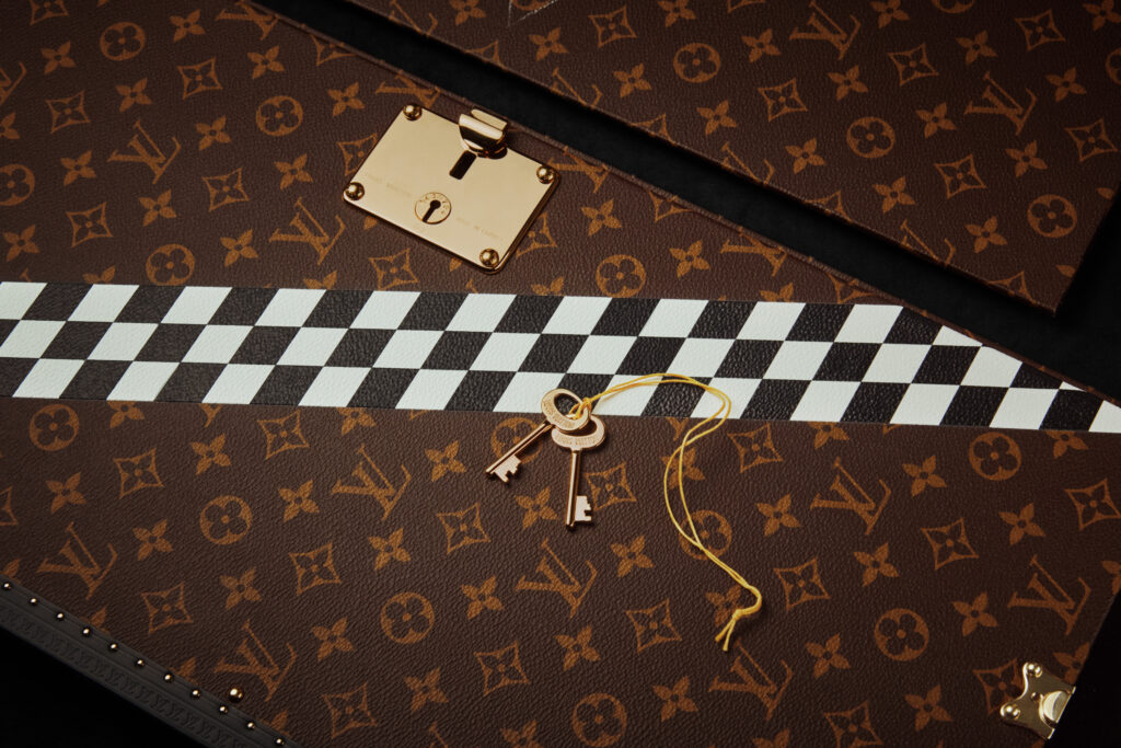 LOUIS VUITTON CHAMPIONSHIP TRUNK SAVOIR FAIRE 3
