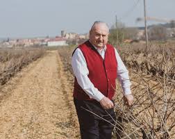 Figuero, tres generaciones al servicio del vino 4 images