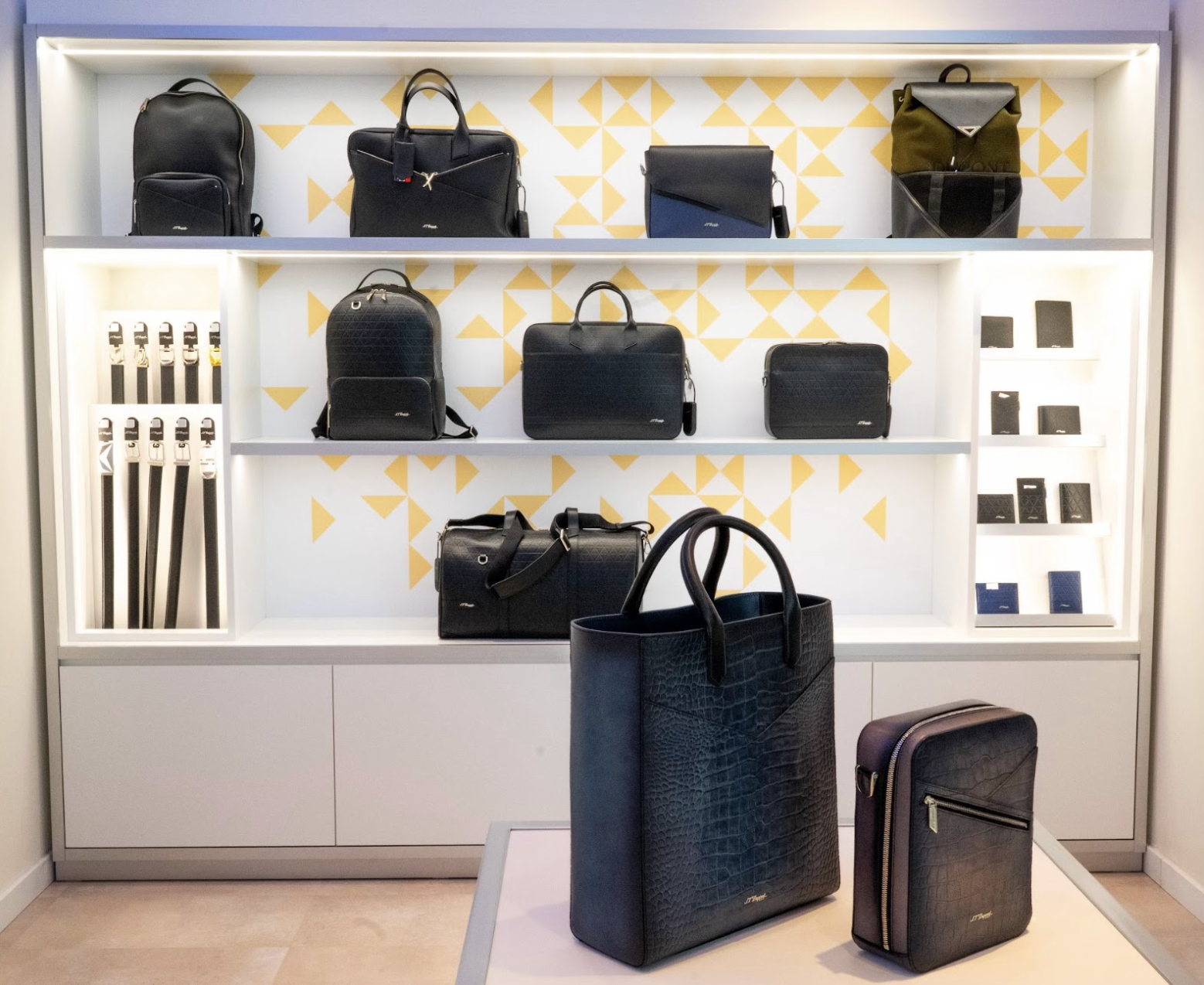 S.T. Dupont consolida su legado en Lisboa con una nueva boutique 3 Captura de pantalla 2026 04 09 a las 17.40.26