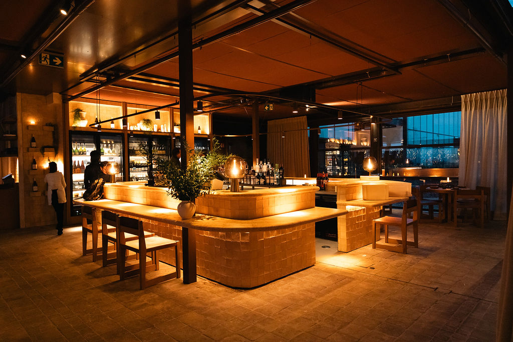 Thompson Presents Makaa 02