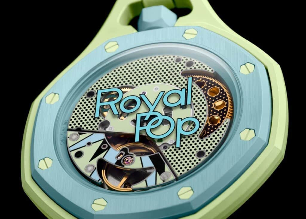 sc01 26 Bioceramic Royal Pop BLAUE ACHT Close up BACK SD