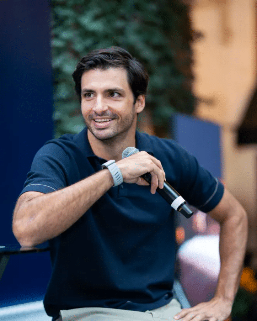 Carlos Sainz: la expresión discreta que trasciende la Fórmula 1 2 18