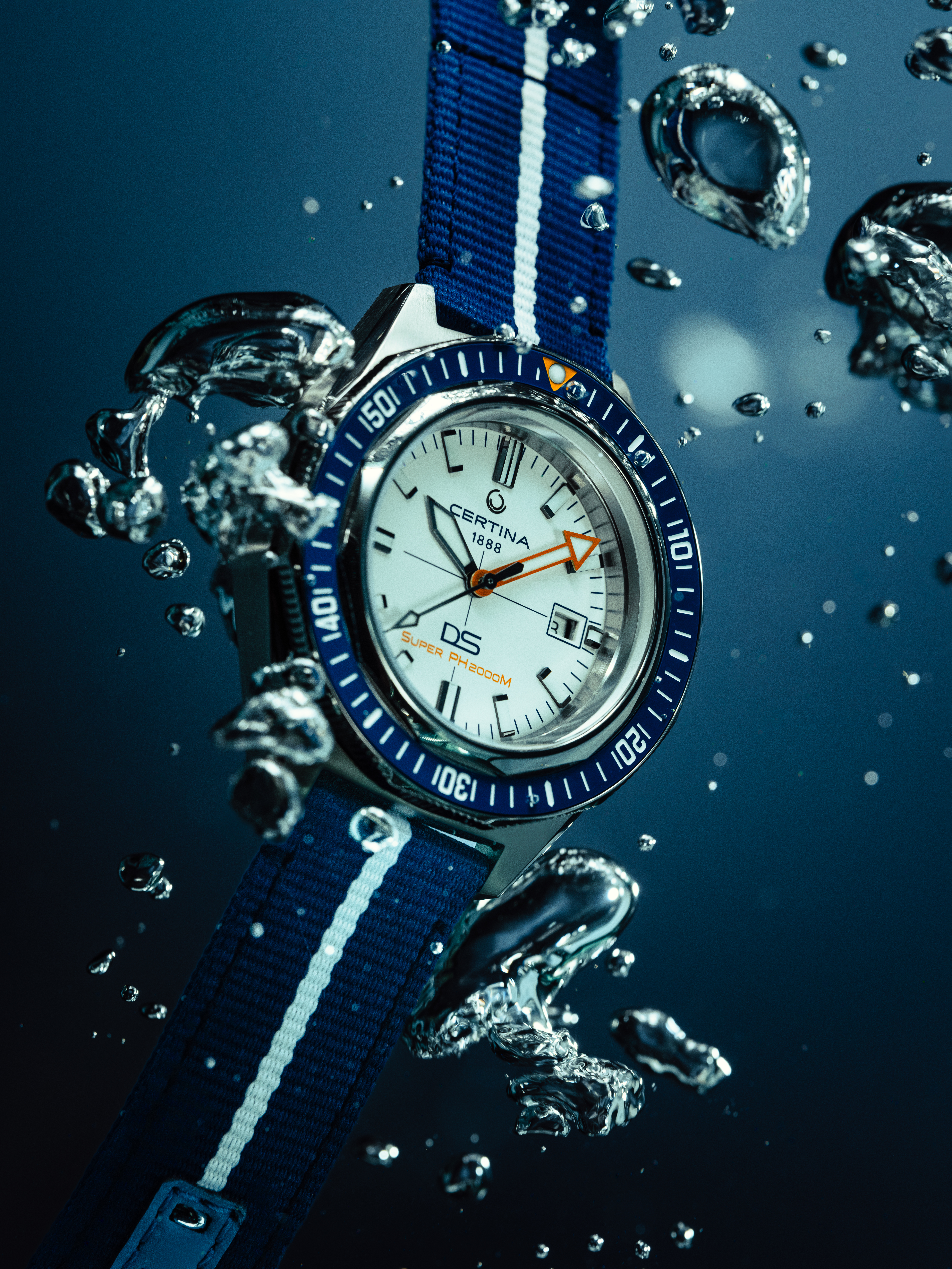 Certina lleva su reloj de buceo a nuevas profundidades 3 CERTINA DS SUPER PH2000M C050.607.44.011.02 PRODUCT light SM
