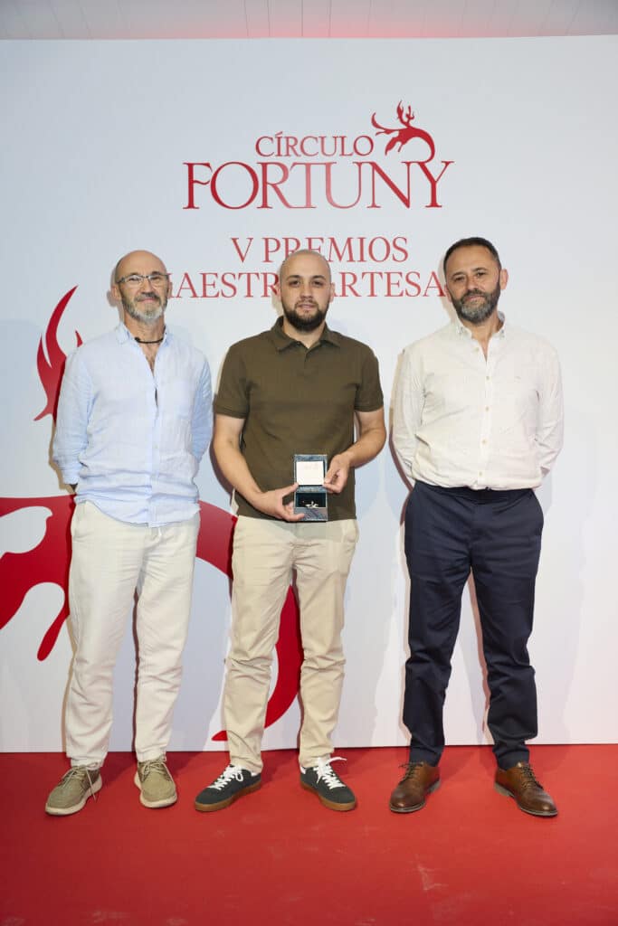 Tinajas Moreno Leon premio Mejor Trayectoria Artesanal