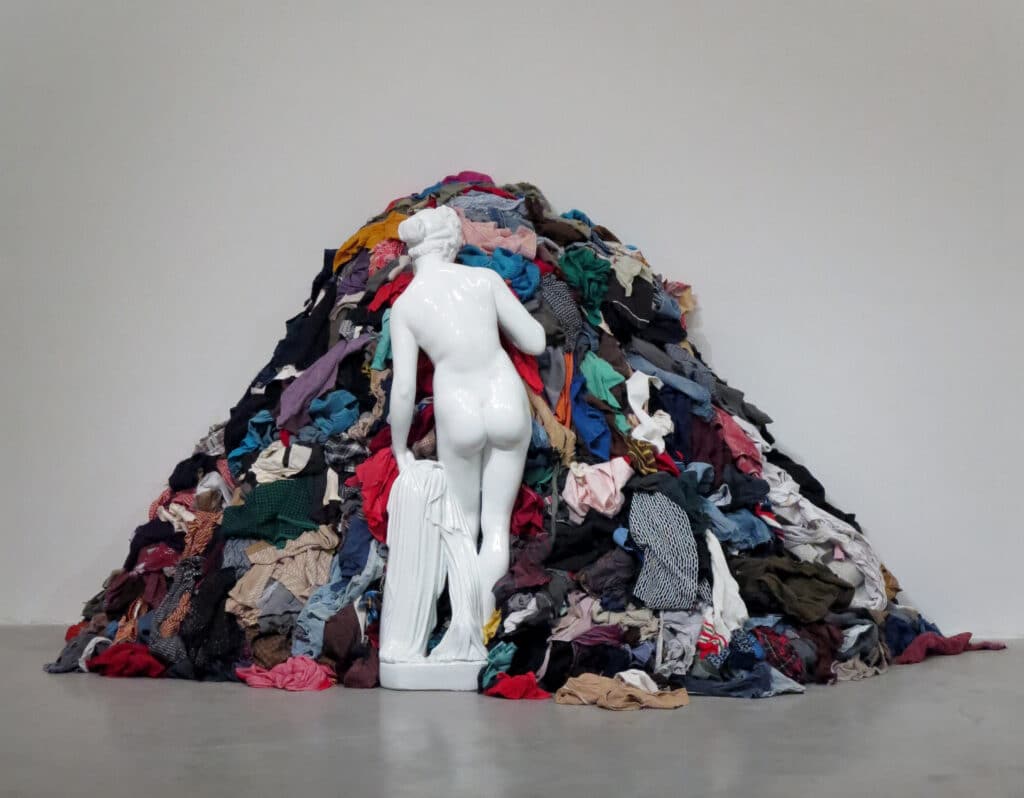 MUSAC recorrerá ocho décadas de la obra de Michelangelo Pistoletto en la mayor muestra dedicada al artista en España en 25 años 2 1967 venere degli stracci