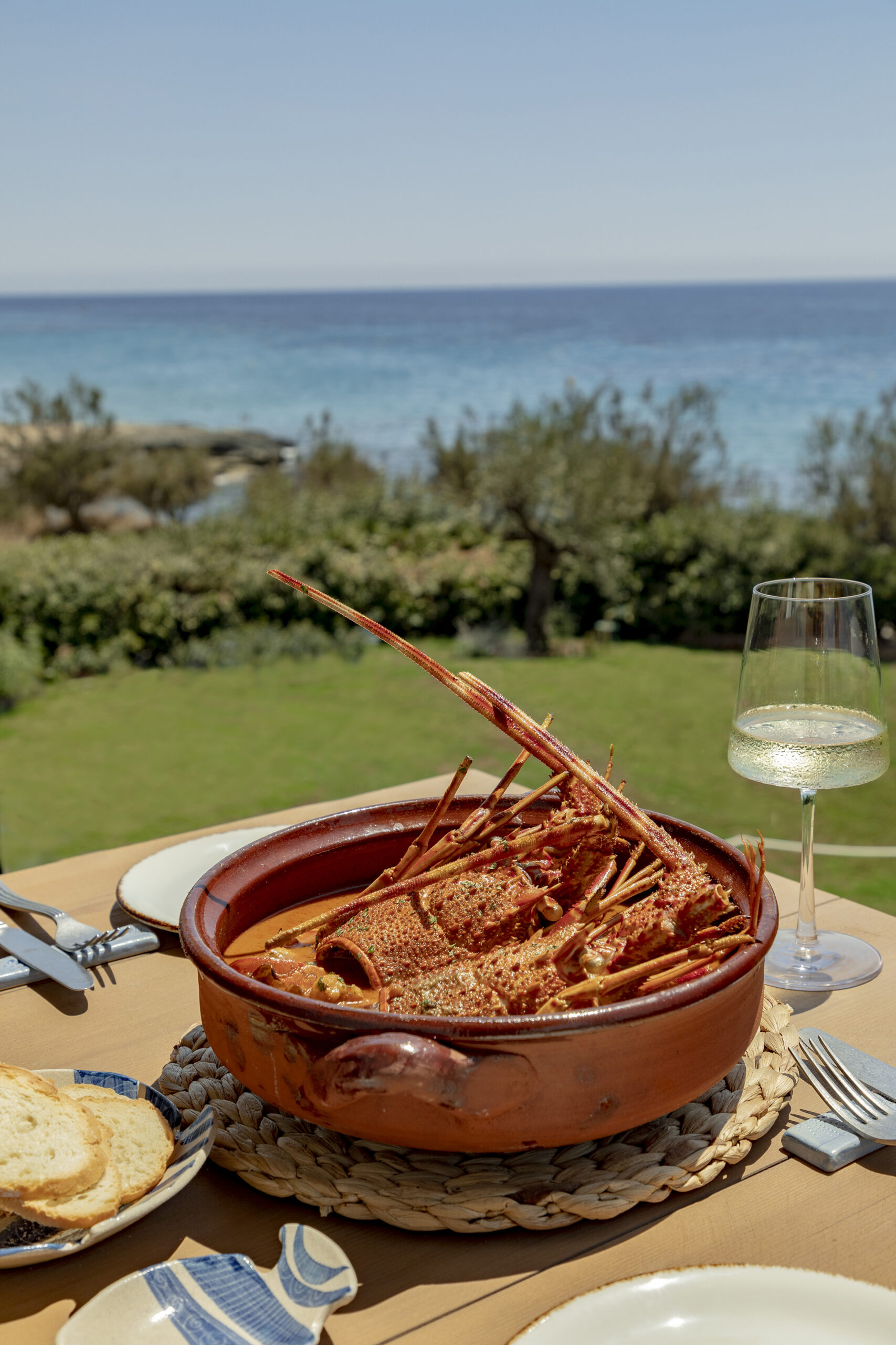 El Mediterráneo se prepara para un espectáculo irrepetible con las experiencias exclusivas de Gran Meliá 4 228GranMeliaVillaLeBlanc La Terraza del Balear Restaurant FB scaled
