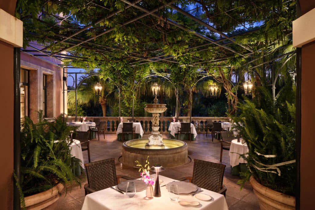 Anantara Villa Padierna: 25 años de raíces tailandesas 5 Anantara Marbella LaVeranda