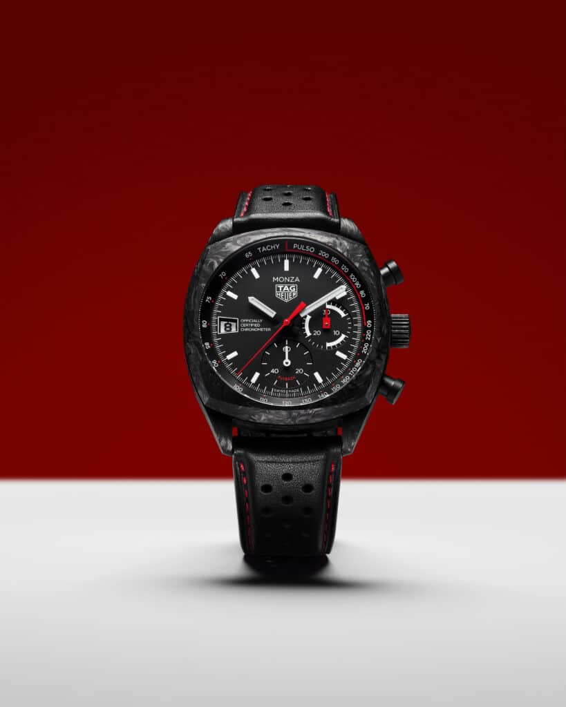 TAG Heuer Monza: el cronógrafo que lleva medio siglo midiendo la emoción de las carreras 3 01 MONZA CR5092.FC8372 BT 4 5