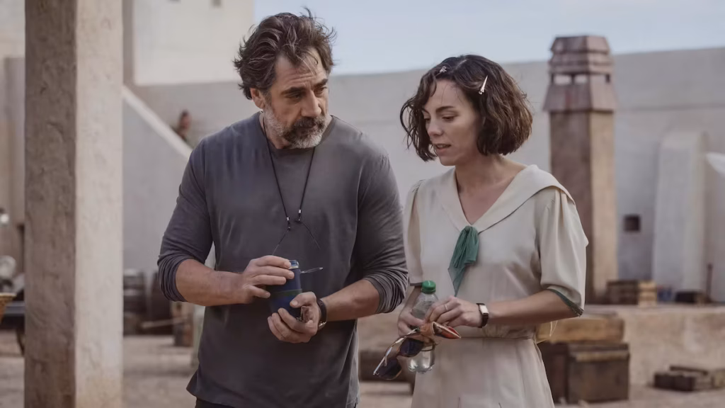 3 películas, una misma carrera: el cine español ya mira a los Oscar 4 Javier Bardem y Victoria Luengo en El ser querido