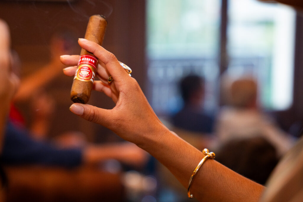 Tauromaquia & Miguel Baéz "Litri" H. Upmann Magnum 54: una noche para recordar el legado de “Litri” 6 PASION HABANOS 21 SEP 79