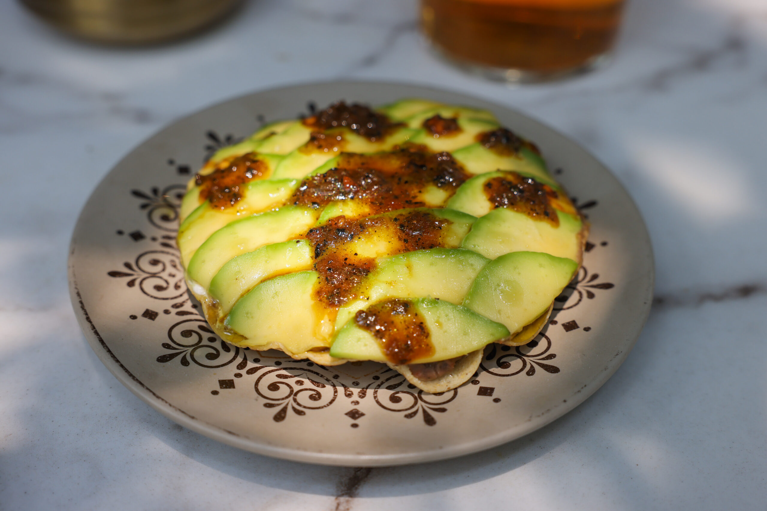 La Once Mil: el taco cruza fronteras 6 Tostada de Aguacate1 scaled