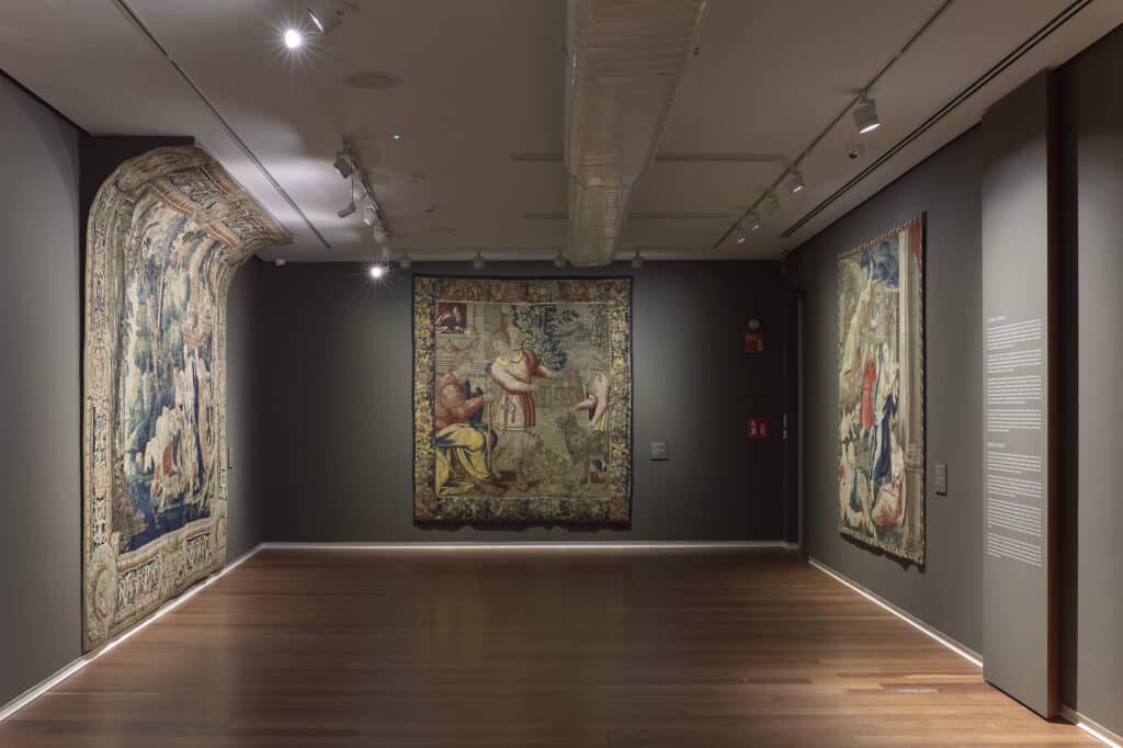 3. Vista de la exposicion Colecciones Masaveu. Arte textil . Foto Marcos Morilla