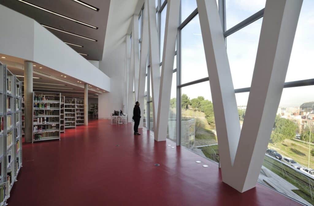 3 bibliotecas de Madrid que convierten la lectura en arquitectura 4 WIKIMEDIA ACCOMS1