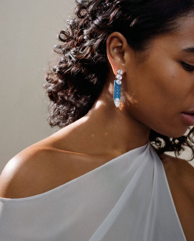 high jewellery EAR00007AA product 2026 photo lifestyle 4 5 08.Preview only do NOT use for communication
